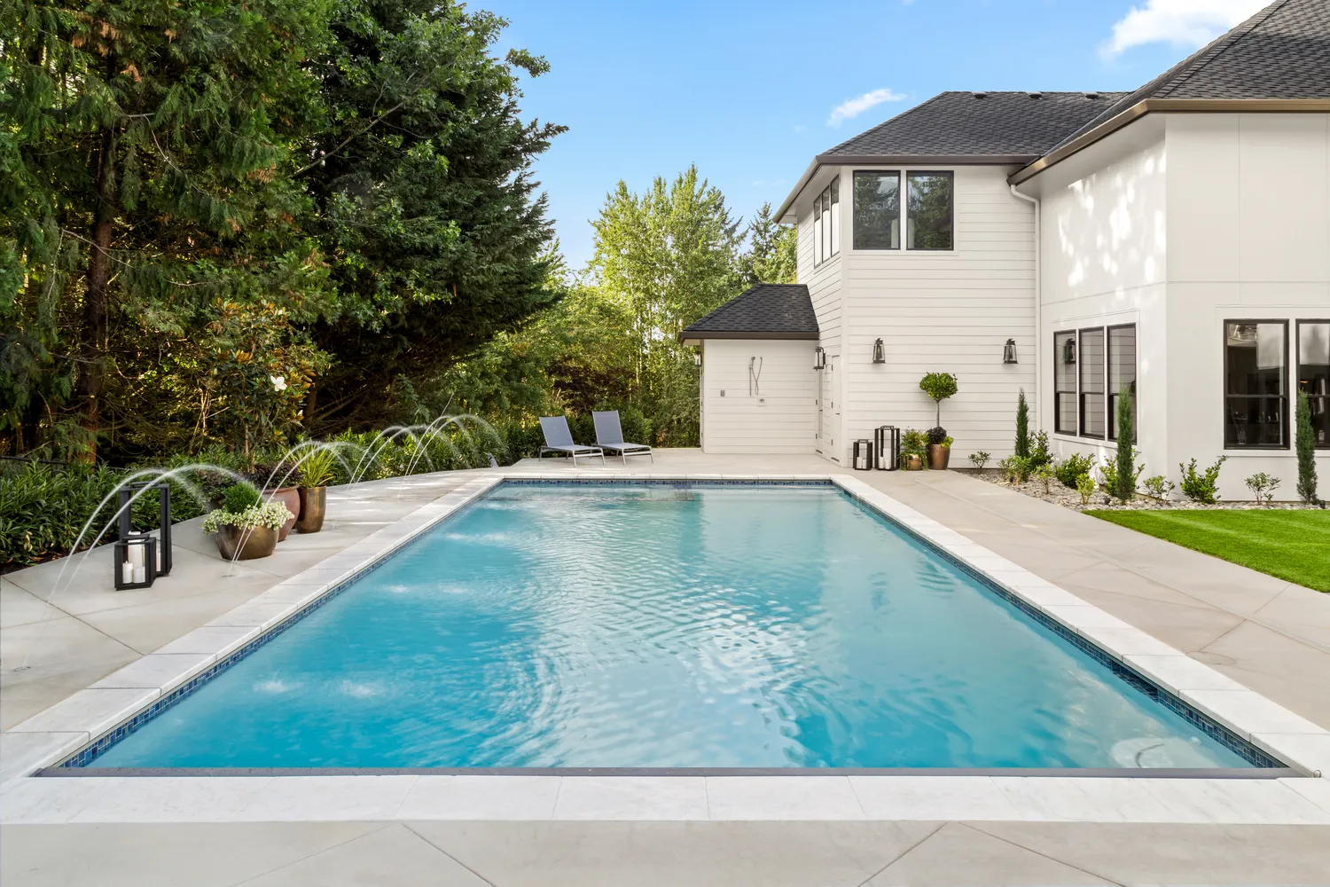 Pool water system maintenance and leak repair service